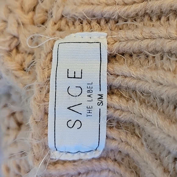 SAGE knitted boat neck croptop sweater.  Thick cozy in size S/M - Picture 6 of 7